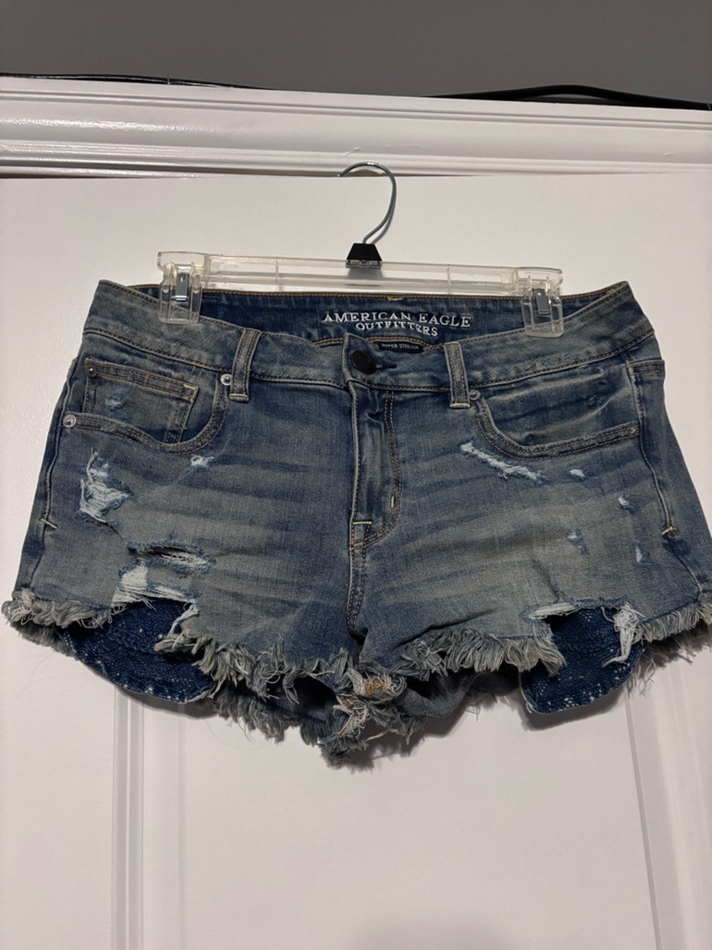 American Eagle Distressed Denim Shorts Frayed Hem Y2K Festival
 US Size 10 - Picture 5 of 9